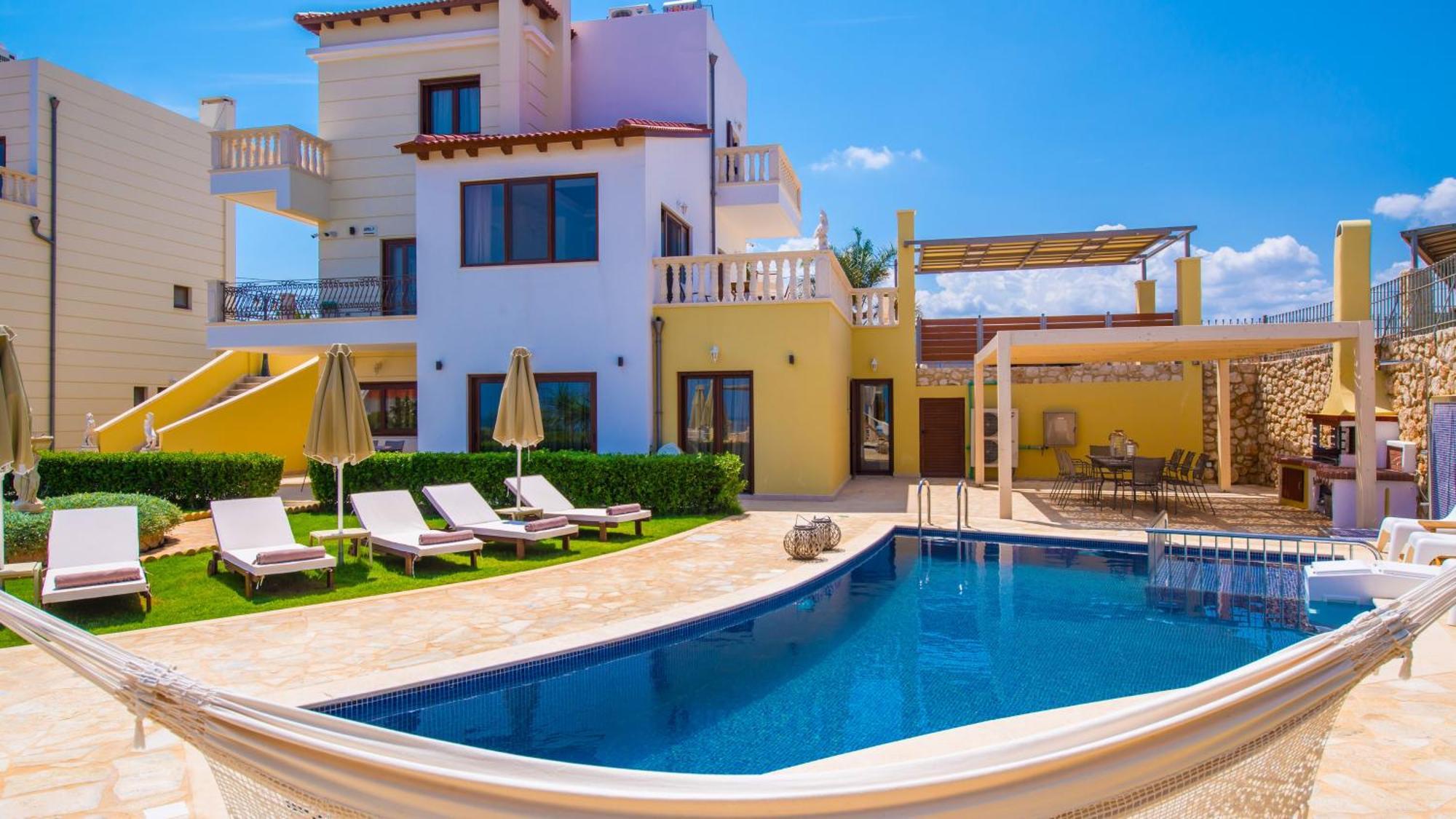 Azzuro Villa with private pool Hersonissos  Esterno foto